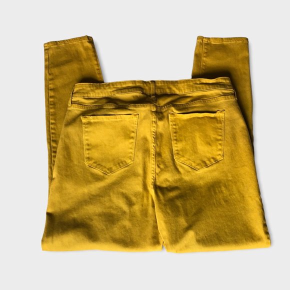 Old Navy Women's Skinny Jeans - Mustard Yellow - Picture 5 of 7